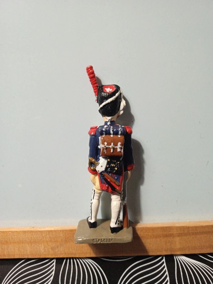 Soldat Starlux grenadier à pied de Napoléon en plomb - photo numéro 2
