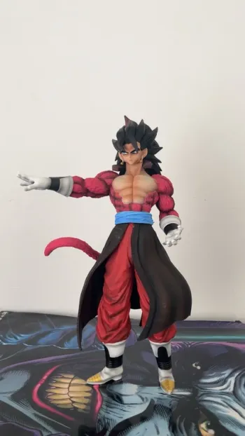 Dragon Ball Hereos : Statuette Vegetto Ssj4 Xeno