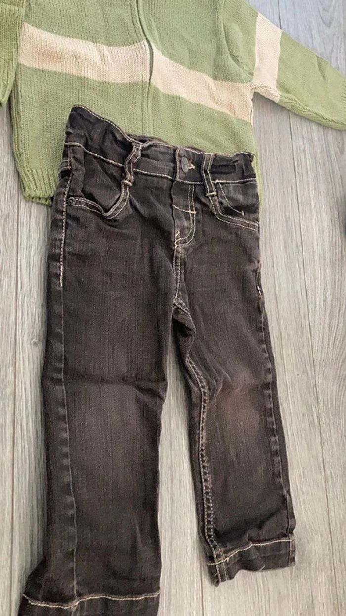Lot 4 vêtements taille 2ans - photo numéro 7