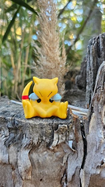 Super figurine Pokemon Nintendo bondai abra