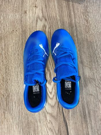 Chaussures foot salle Puma T42