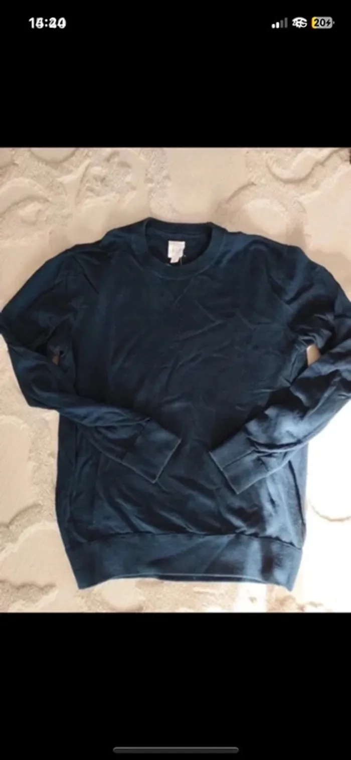 Lot de 5 pulls taille M et s taille un peu grand convient au M - photo numéro 2