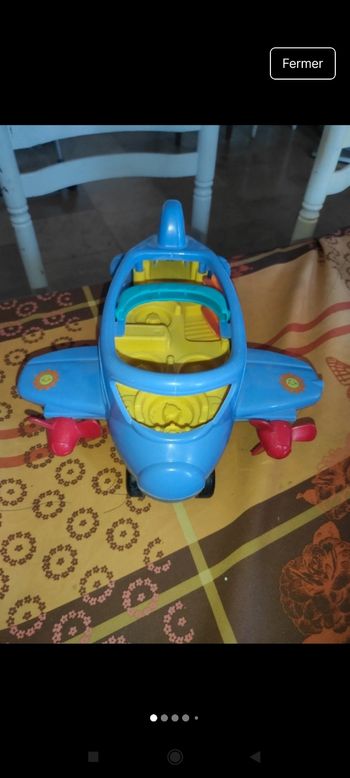 Avion 
Fisher Price 
J39