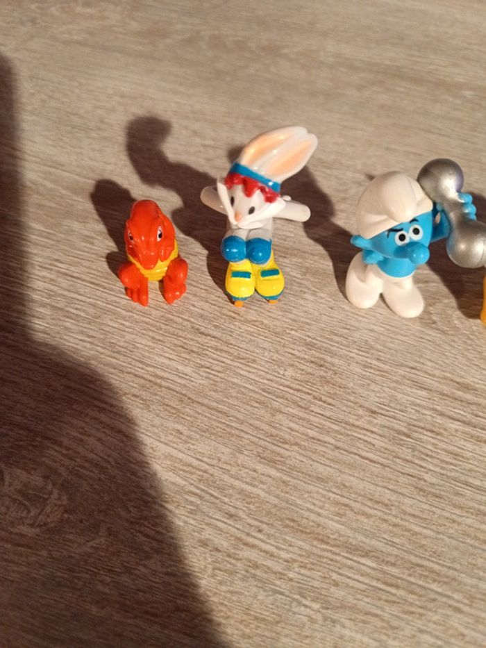 6 petites figurines - photo numéro 2