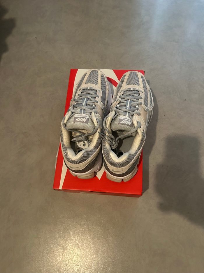 Nike Vomero 5 - photo numéro 2