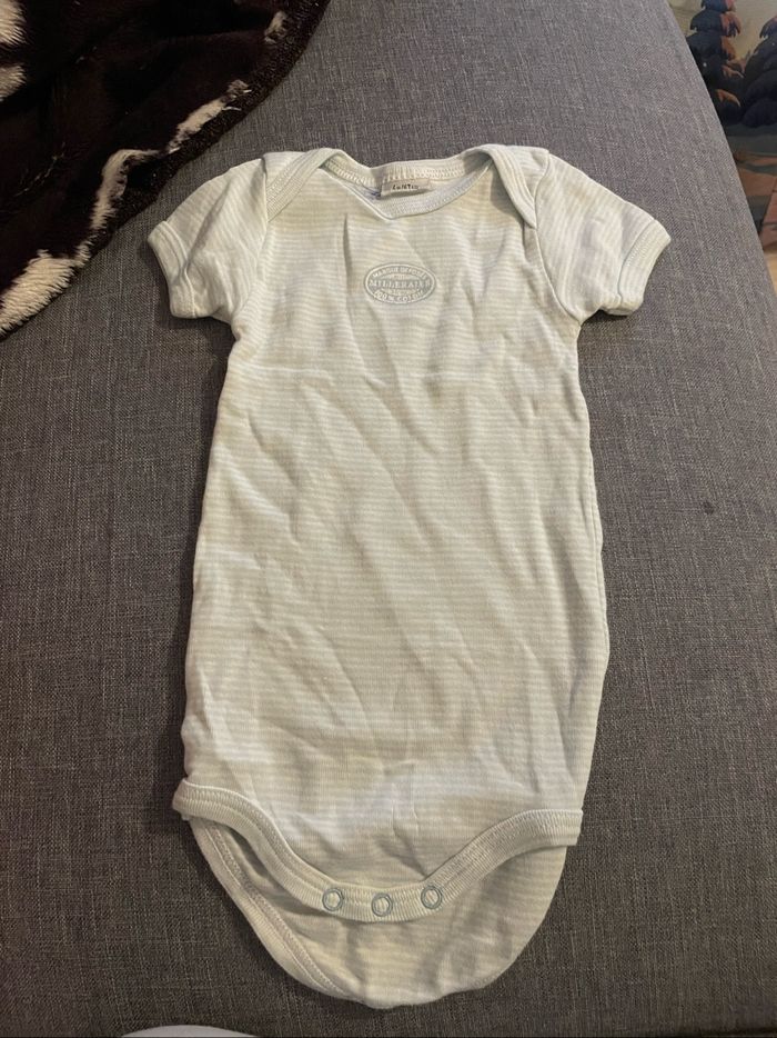 Lot de body plusieur taille - photo numéro 9