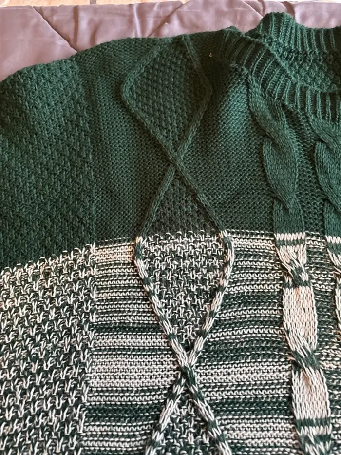 Pull vert - photo numéro 4