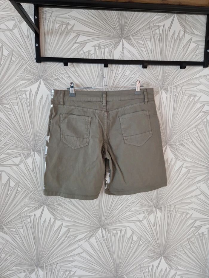 Joli short taille 38 - photo numéro 2