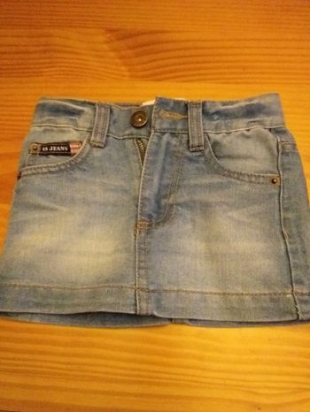 Mini jupe jean's taille 4 ans
