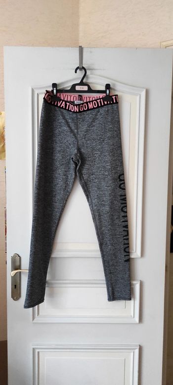 💐Legging de sport  - Trois 25  - taille M - Très bon état 💐