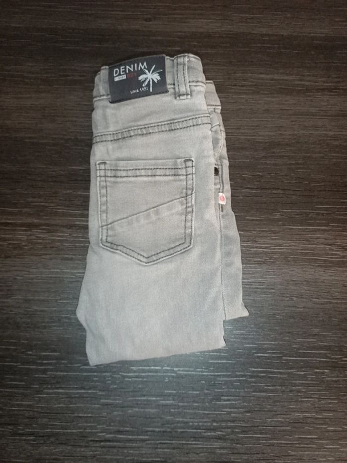Jeans 24 mois - photo numéro 2