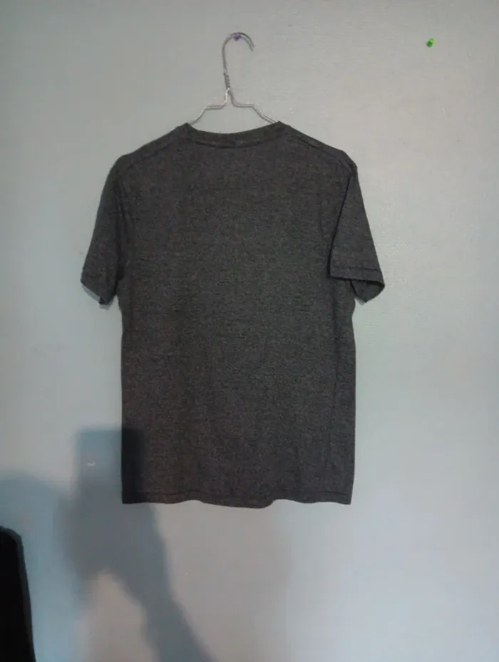 Tee-shirt - photo numéro 2