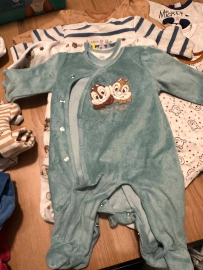 Lot pyjama Disney - photo numéro 2