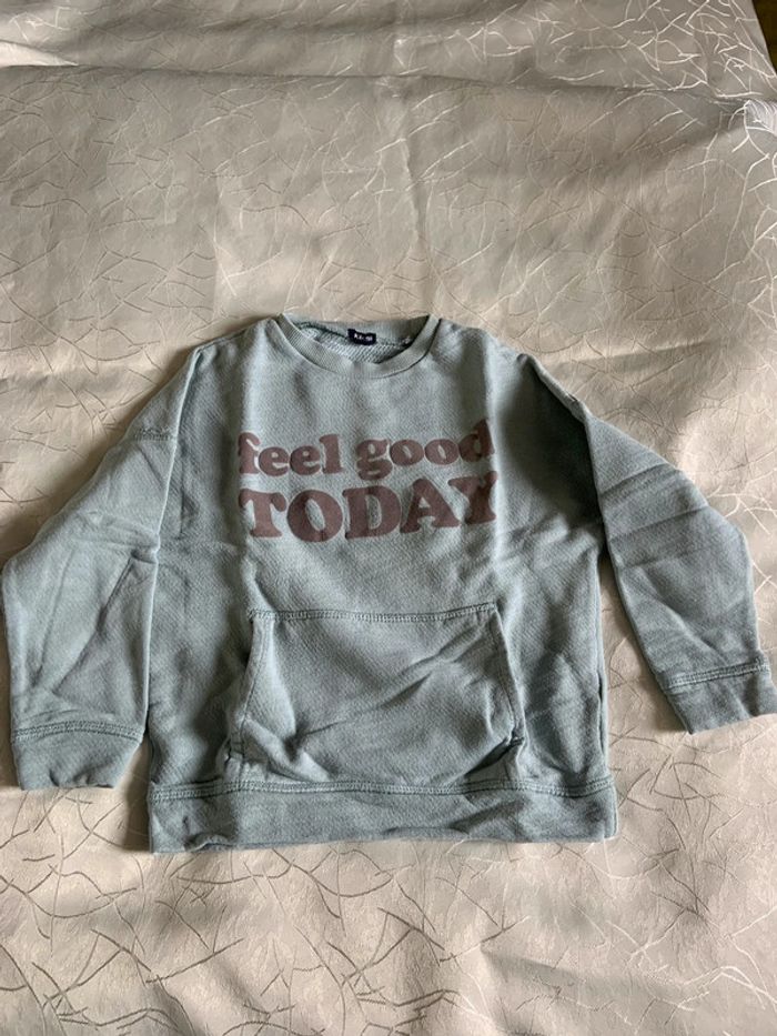 Sweat taille 6 ans