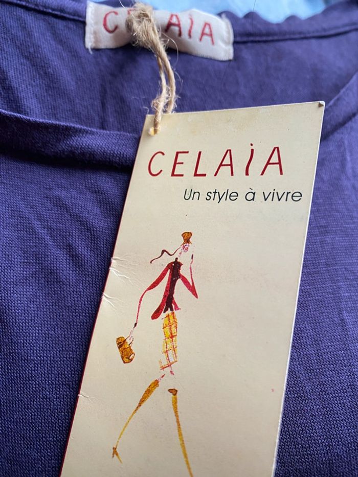 TEE shirt Celaia taille 42 44 avec strass neuf - photo numéro 4