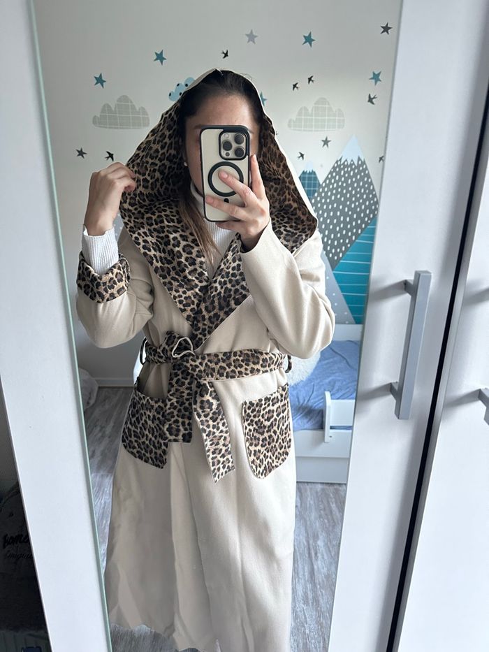 Manteau léopard avec capuche