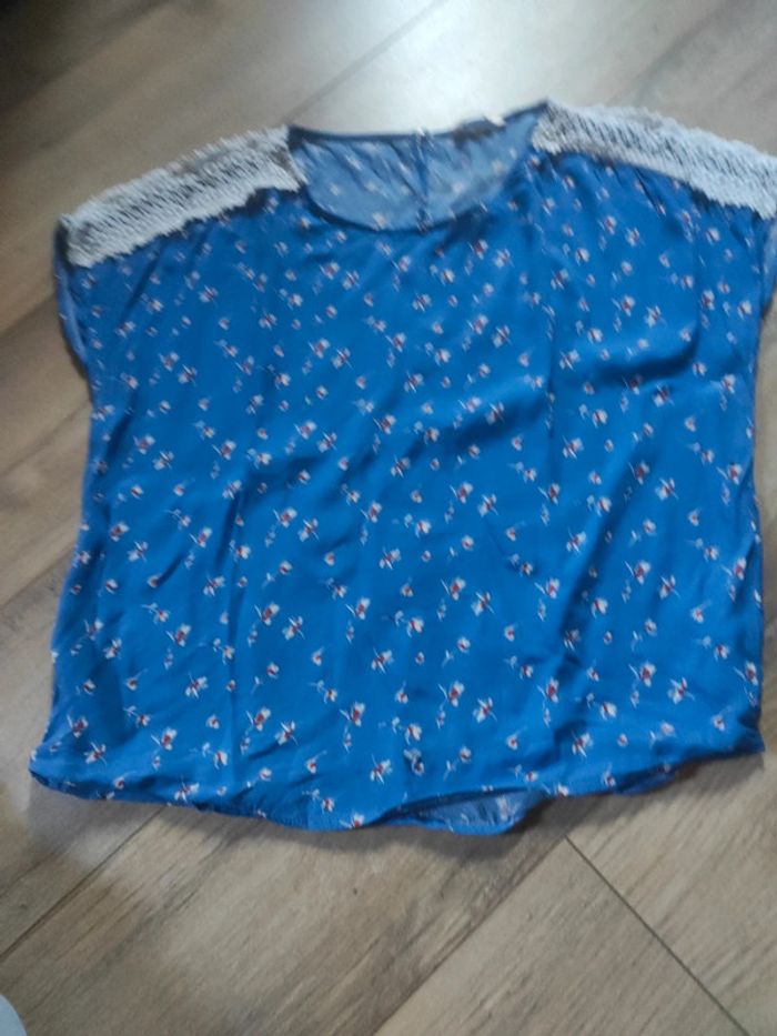 Blouse taille 38 camaïeu