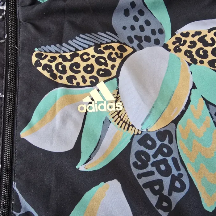 Ensemble sport Adidas neuf + cadeau - photo numéro 3