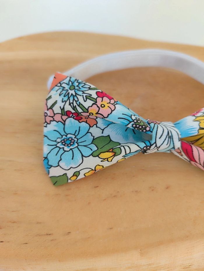 Noeud papillon fleuri multicolore - photo numéro 2