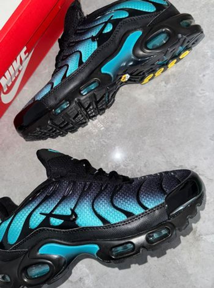 TN NOIR BLEU NEUVE 40 - photo numéro 2