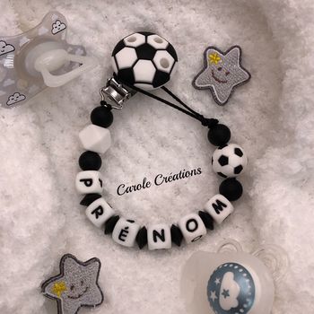 Attache tétine en silicone personnalisée ballon de foot 