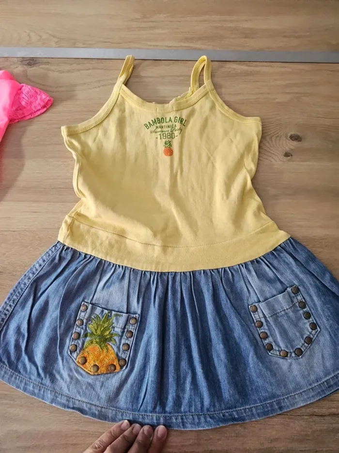 Lot de 2 robes 👗+ 1 gratuit fille 6 ans - photo numéro 3