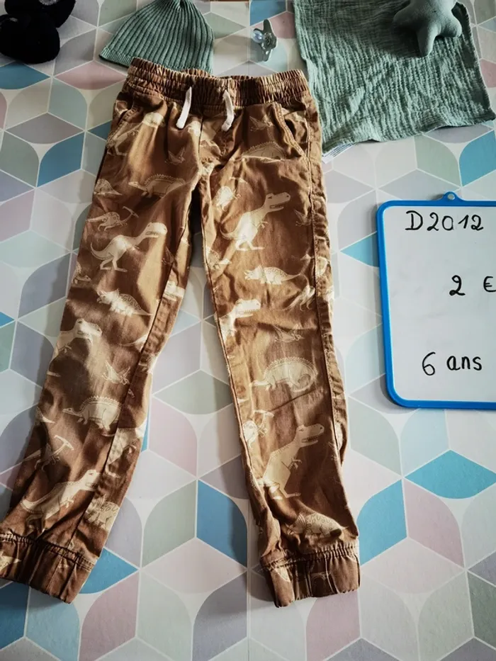 D2012 - pantalon garçon 6 ans - photo numéro 3