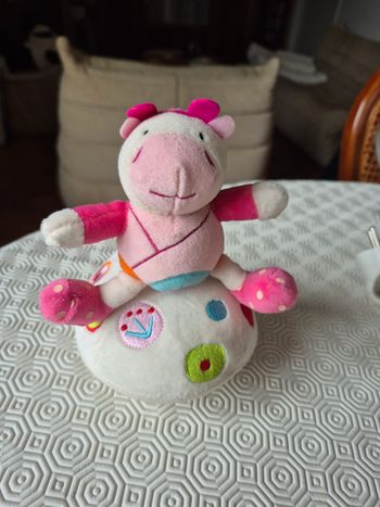 Boîte à musique et doudou
