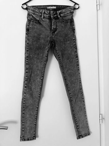 Jean skinny gris
