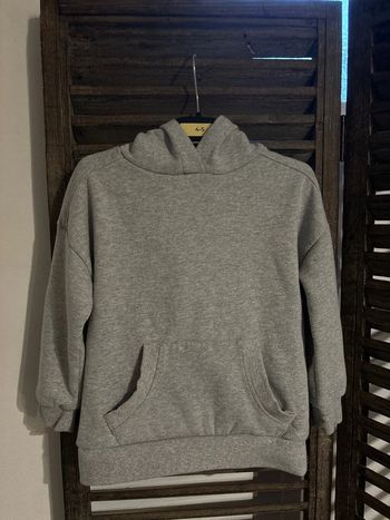 Pull Sweet taille trois ans