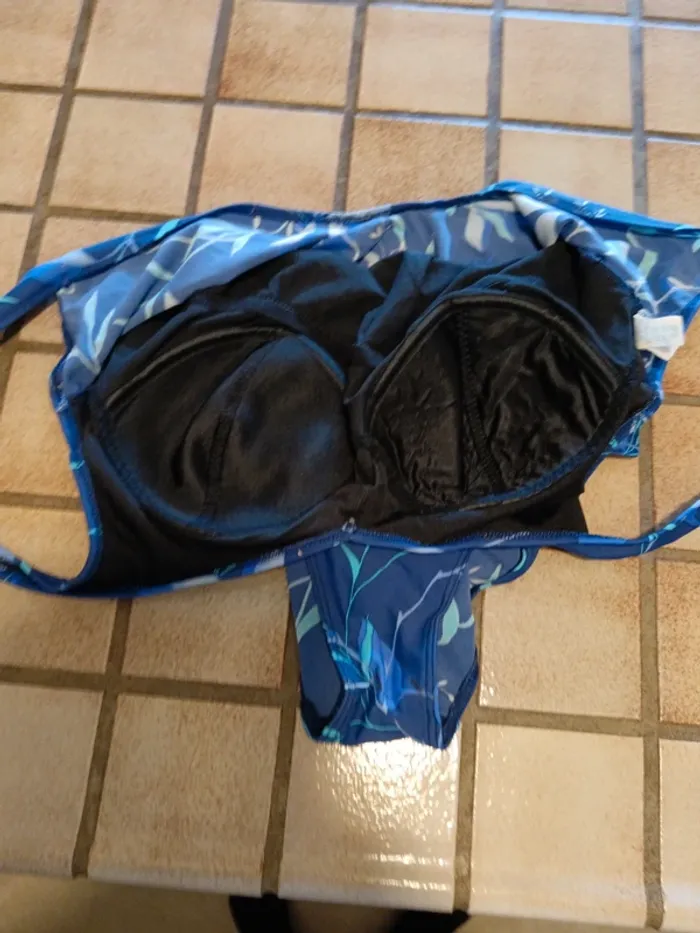 Maillot de bain bleu - photo numéro 2