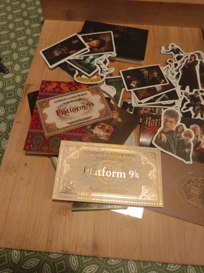 Lot divers mini cartes autocollant sur le thème d'Harry Potter - photo numéro 2