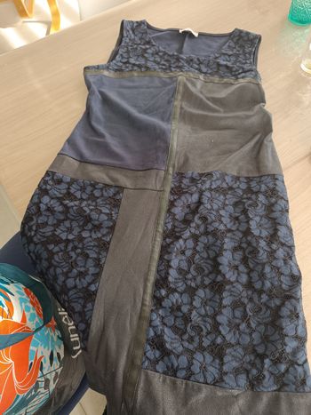 Robe simili cuir et dentelle Cassis taille 40