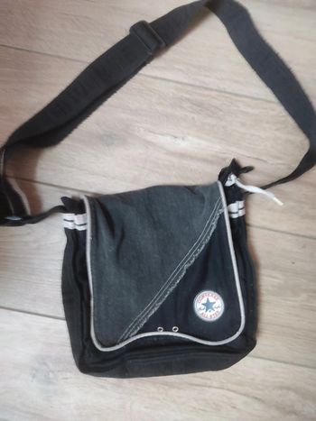 Dac bandoulière converse