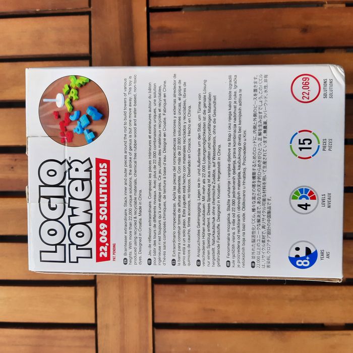 Logiq Tower – Jeu éducatif en bois éco – 22 069 solutions dès 8 ans - photo numéro 3