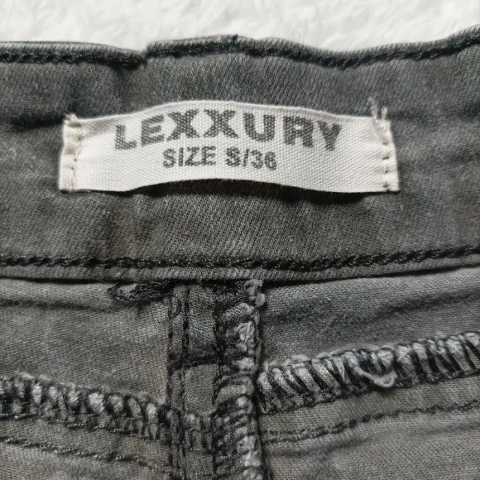 Jean Lexxury taille 36 - photo numéro 6