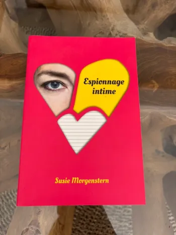 Livre Espionnage intime école des loisirs