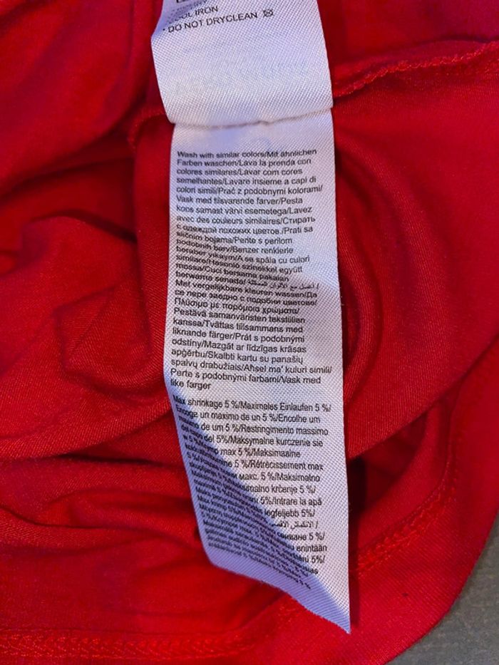 T-shirt rouge Vero Moda 🌸 XS - photo numéro 8