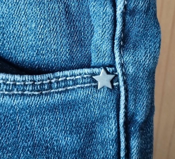 Beau petit jeans - photo numéro 2