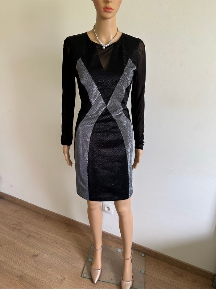 Robe noire et argentée neuve à manches longues De Facto taille 36 - photo numéro 3