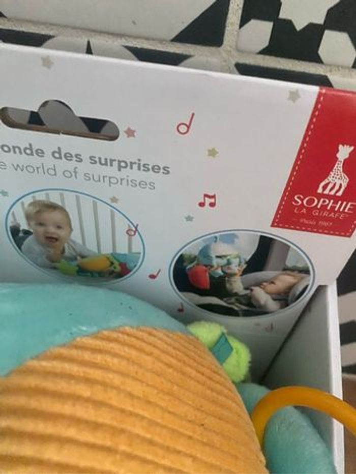 Le monde des surprises Sophie la girafe - photo numéro 4