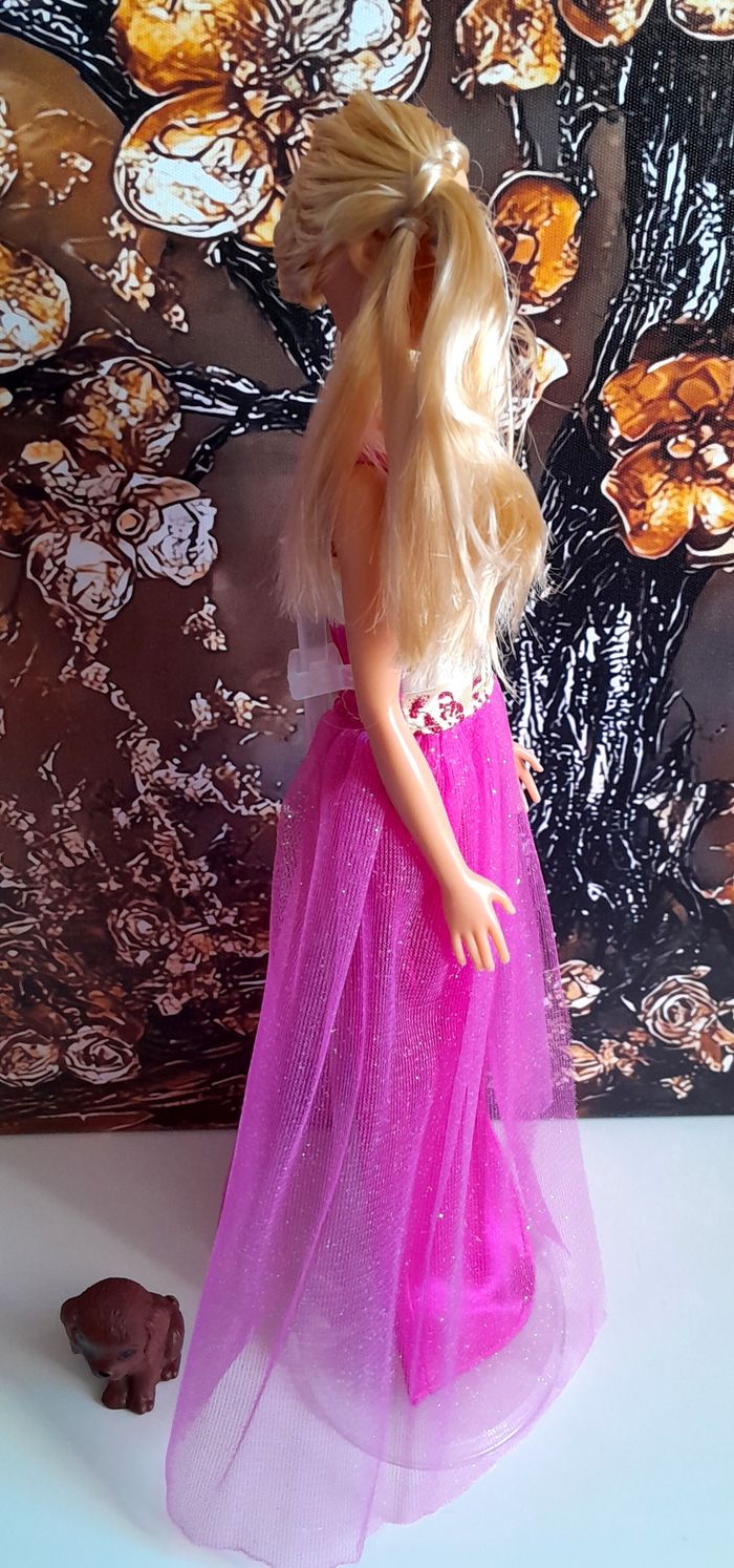 Poupée barbie Misti princesse Lolita et son petit chien - photo numéro 6