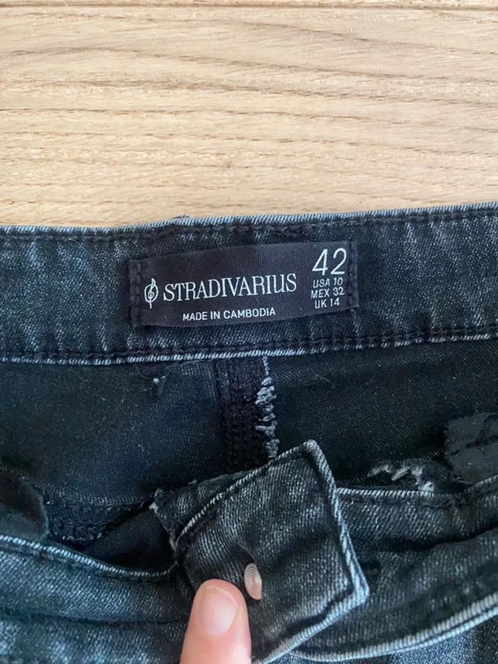 Jeans stradivarius taille haute - photo numéro 3
