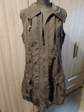 Robe sans manches taille 48 