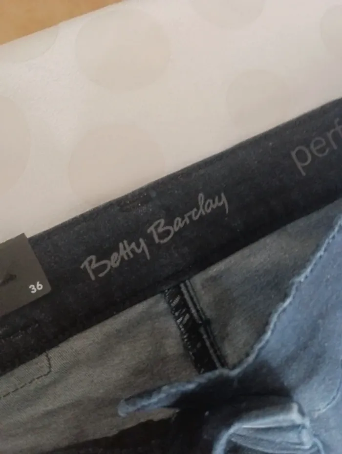 Pantalon jeans femme Betty Barclay taille 36 coupe perfect body neuf - photo numéro 5
