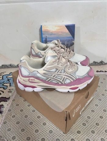 Asics gel nyc rose taille 36