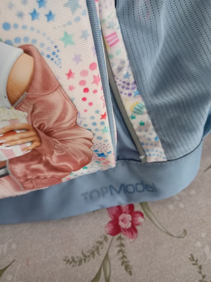 Cartable sac à dos top model fille - photo numéro 7