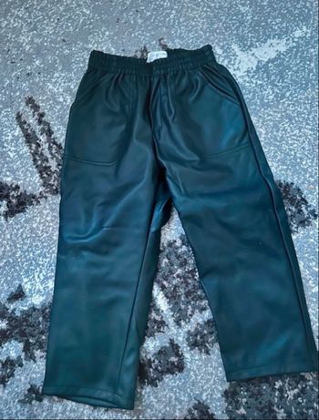 Pantalons Zara semicuir taille 3-4 ans