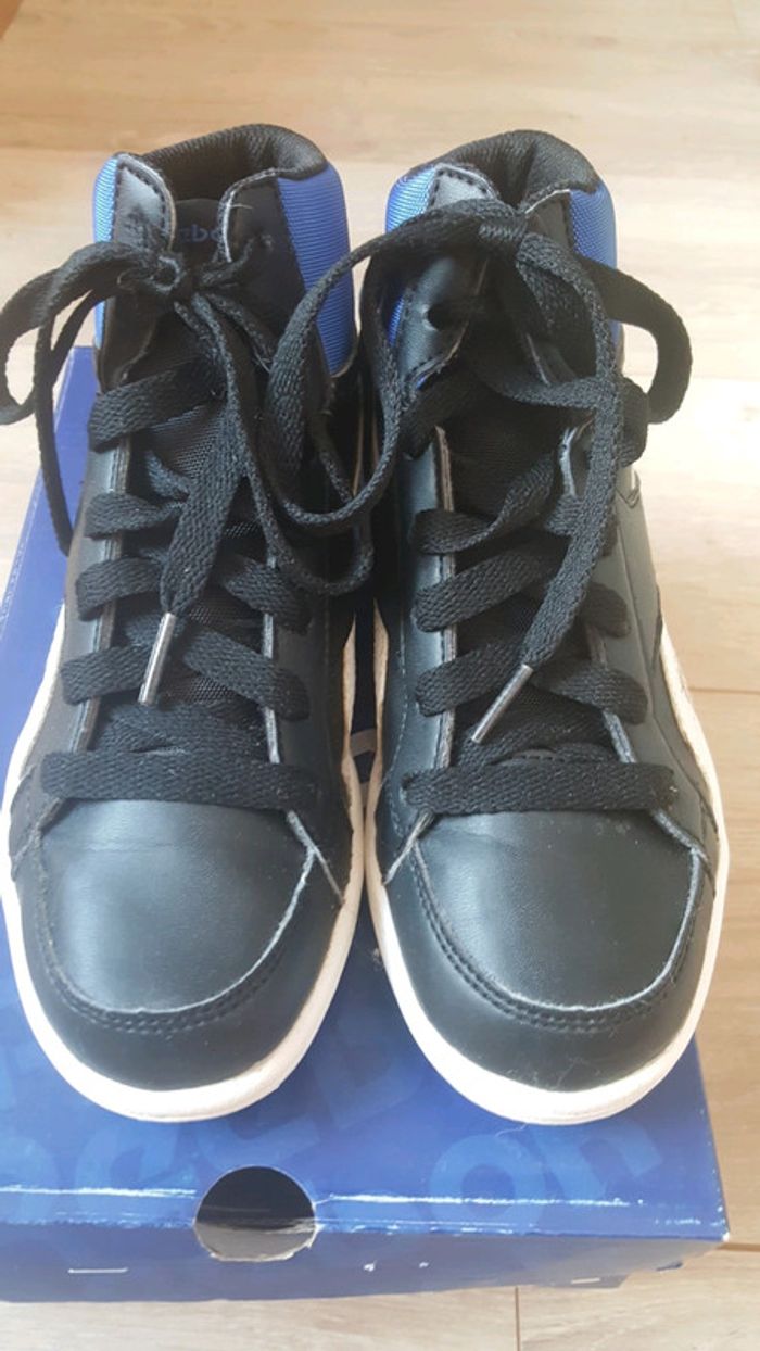 Basket Reebok Royal  taille 33