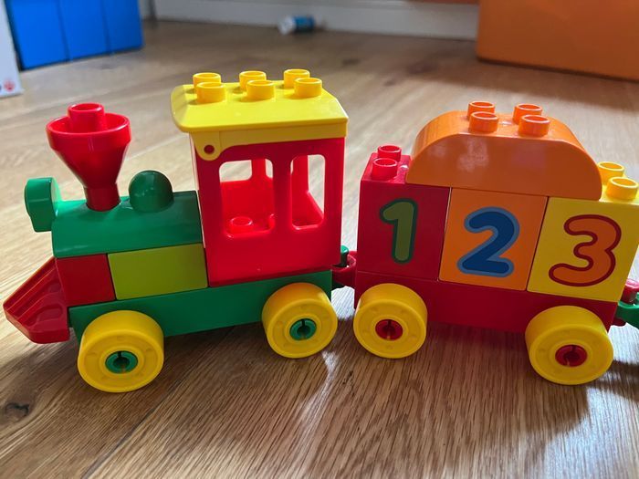 Le train des chiffres - Apprendre à compter - photo numéro 3